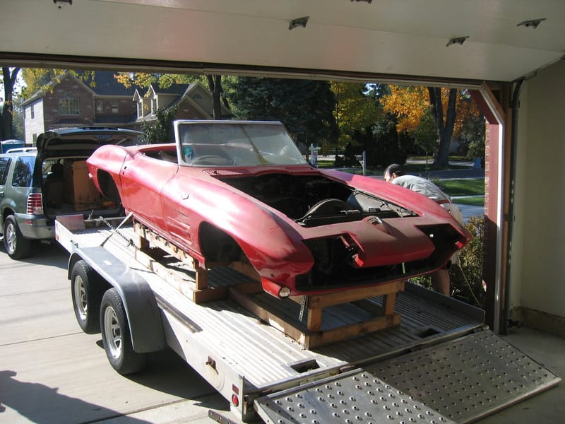 Body on trailer